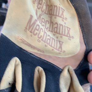 Meet your Posher, Tyler